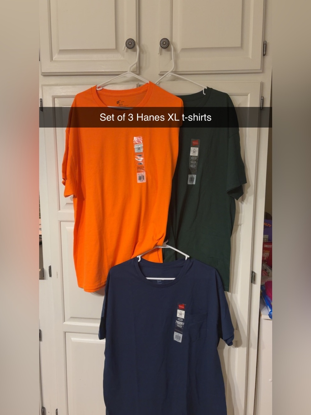 Set Of 3 Men’s Hanes T-Shirts Size XL NWT Navy, Green, Orange